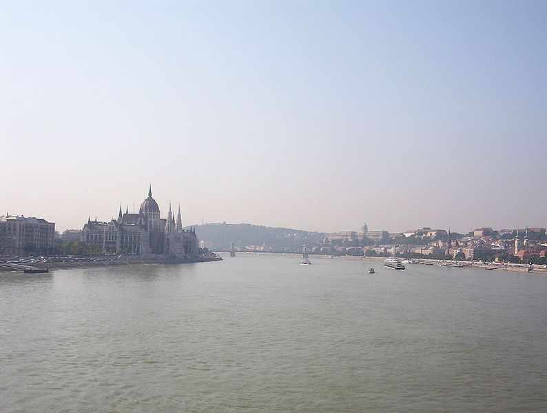 Vista del Danubio a su paso por Budapest