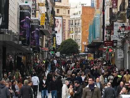 calle de Madrid llena de gente