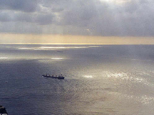 un barco en el Mediterráneo