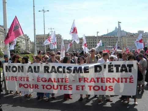 Manifestación contra la expulsión