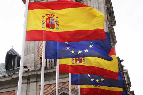 Banderas de España y de la UE