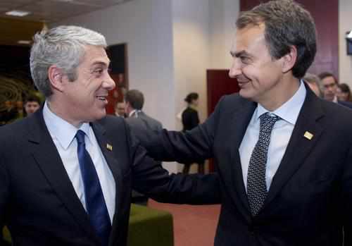 Zapatero y Socrates en el Consejo Europeo