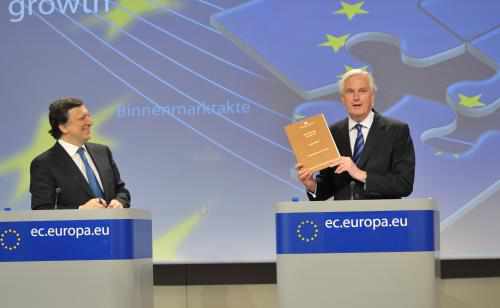 Barroso y Barnier presentan el Acta del Mercado Único